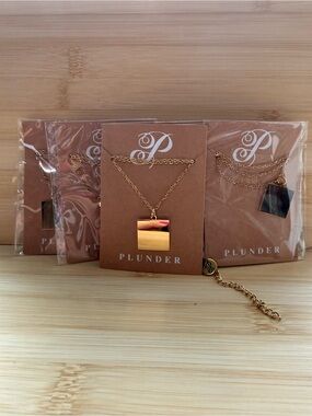 6 Pieces of Plunder Gold Square Pendant Necklace - Gold